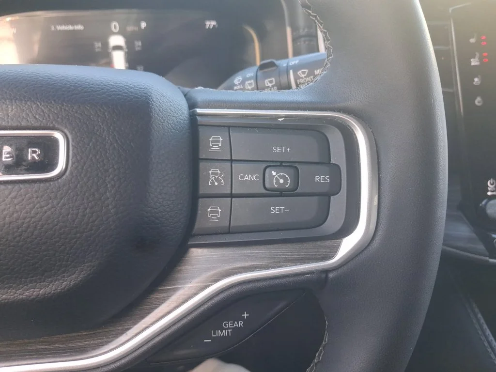 Used 2024 White Jeep Series II image 36