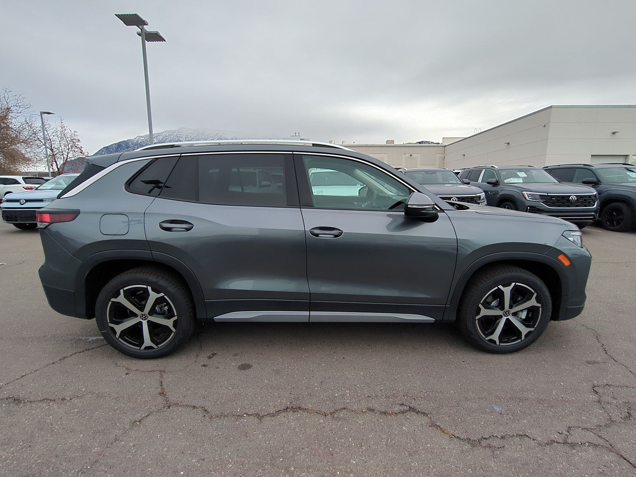 New 2026 Platinum Gray Metallic Volkswagen SE image 2