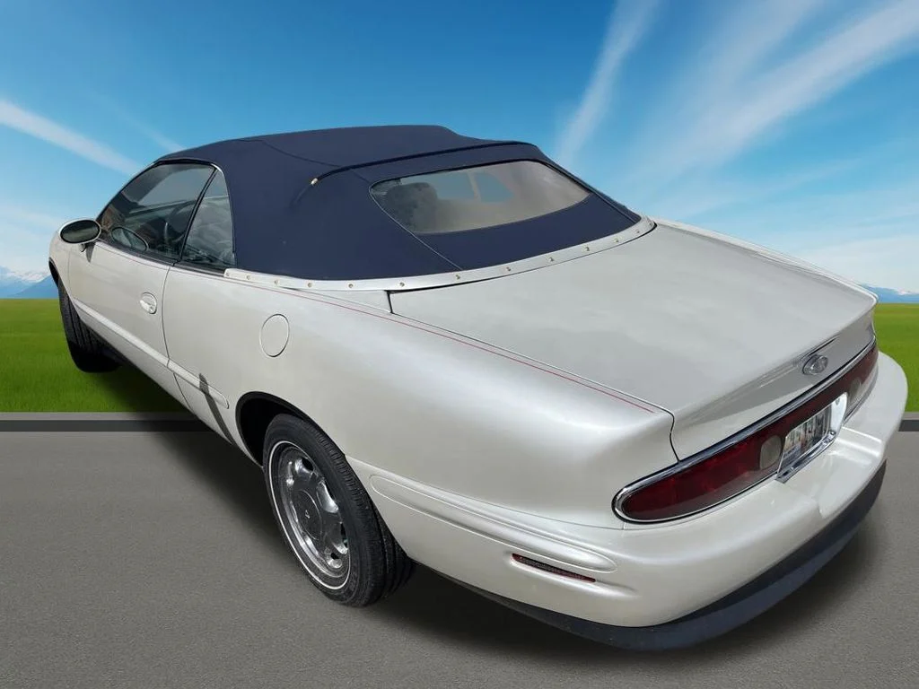 Used 1996  Buick Base image 7