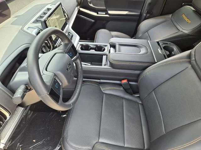 New 2026 Glacier Gray Metallic Tri-Coat Ford Tremor® image 29