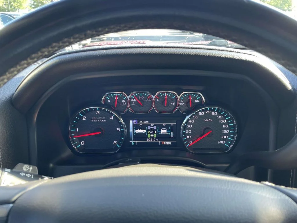 Used 2018 CAJUN RED TINTCOAT Chevrolet LTZ image 21
