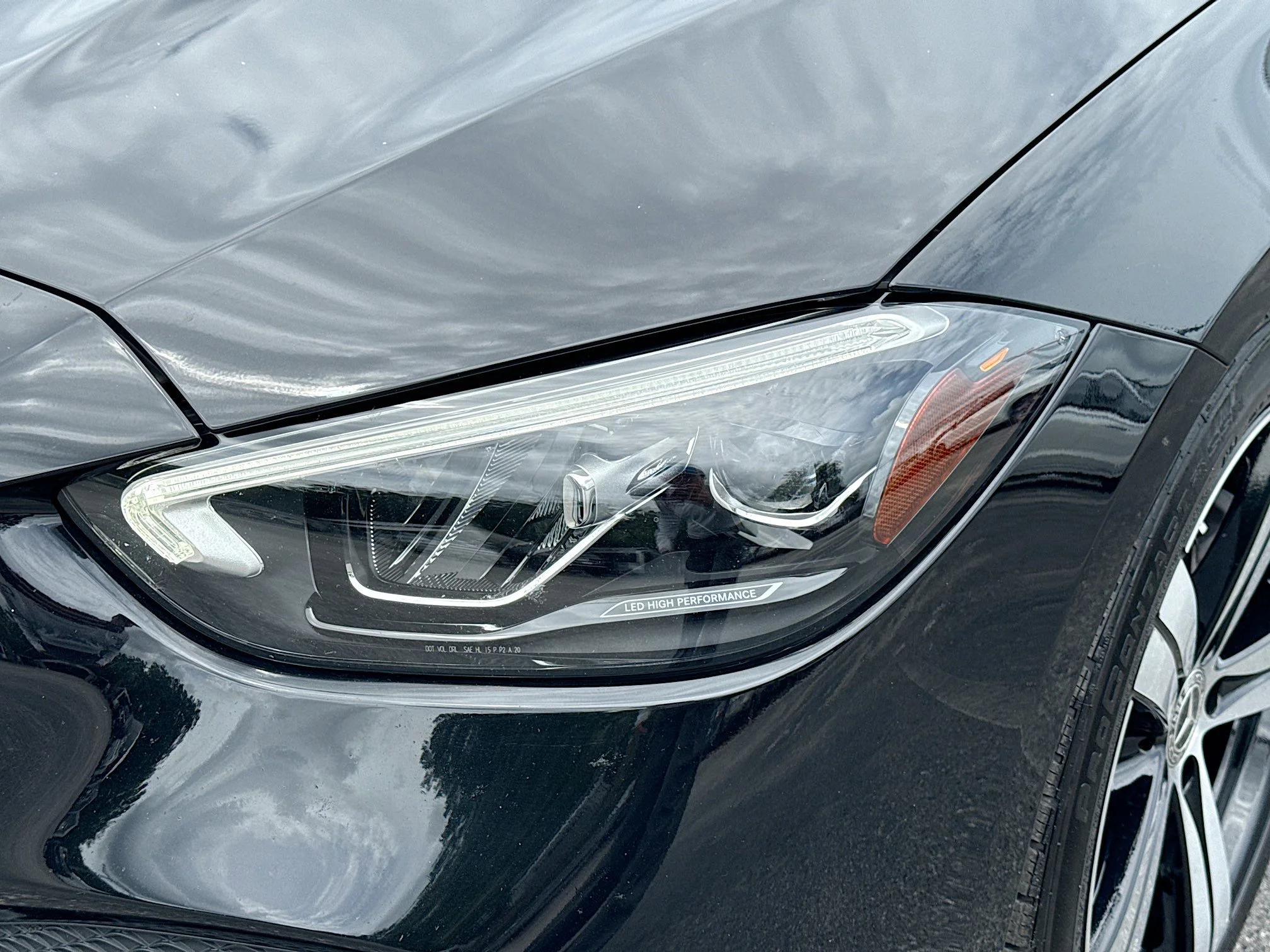 Used 2022 Obsidian Black Metallic Mercedes-Benz C 300 image 9