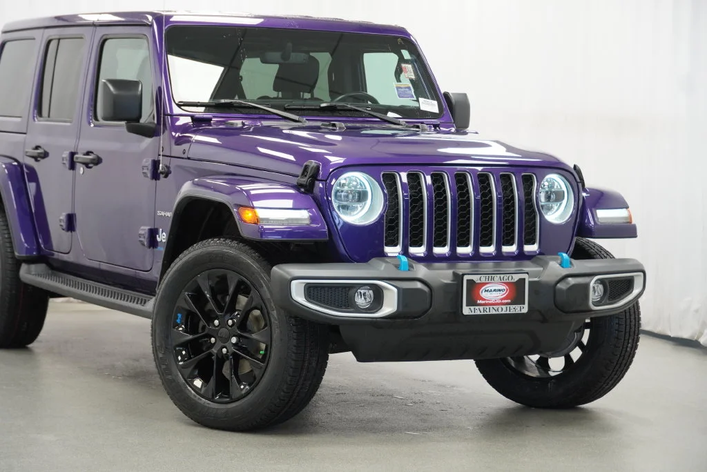 Certified Used 2023  Jeep Sahara 4xe image 8