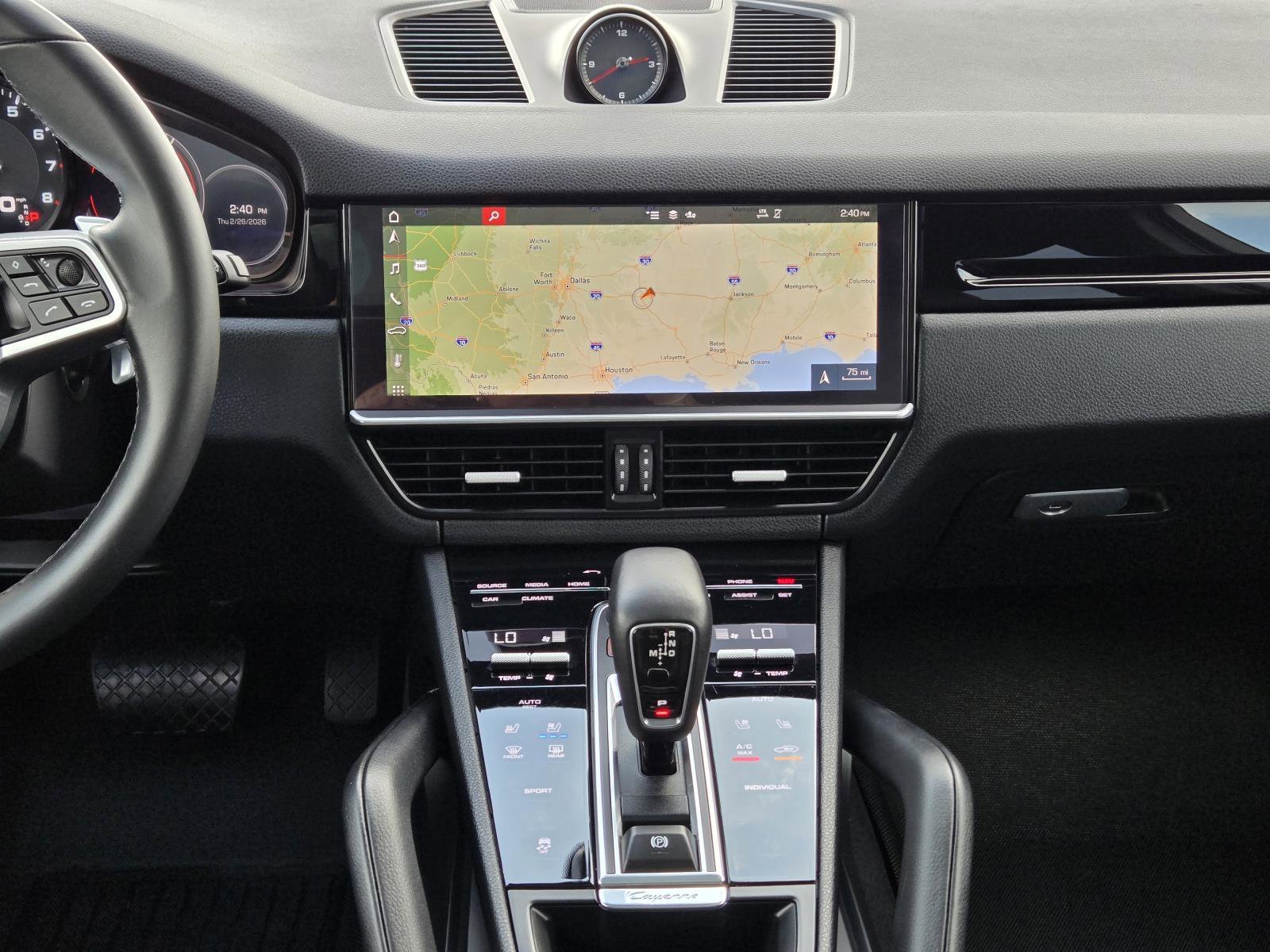 Used 2020 White Porsche Base image 25