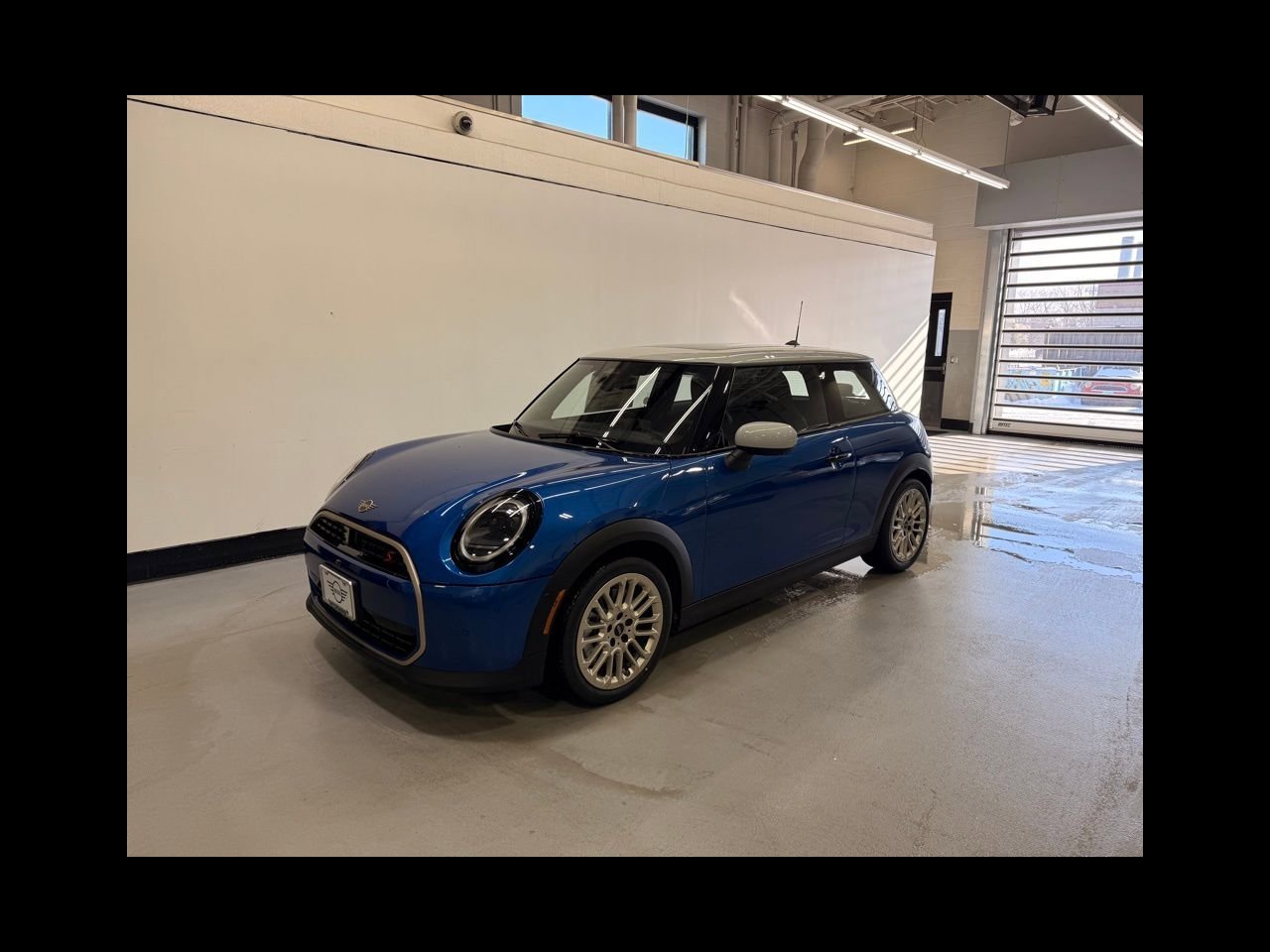 2026 MINI Hardtop Cooper S's photo