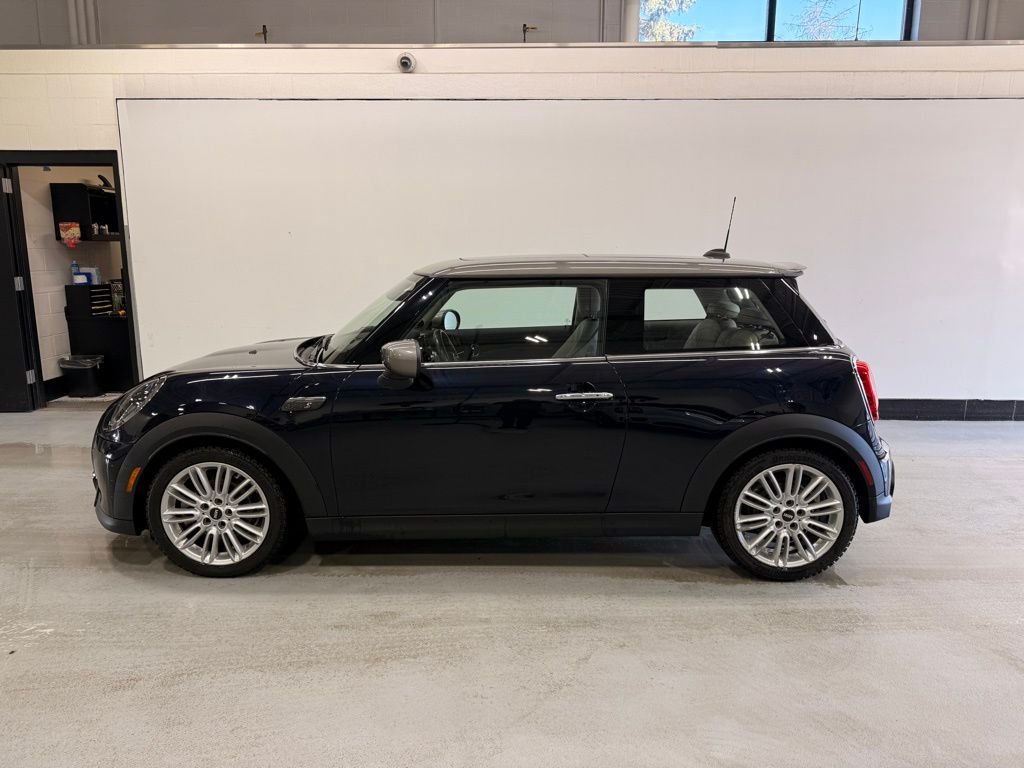 Used 2022 MINI Hardtop 2 Door S with VIN WMW53DH05N2S44227 for sale in Golden Valley, Minnesota