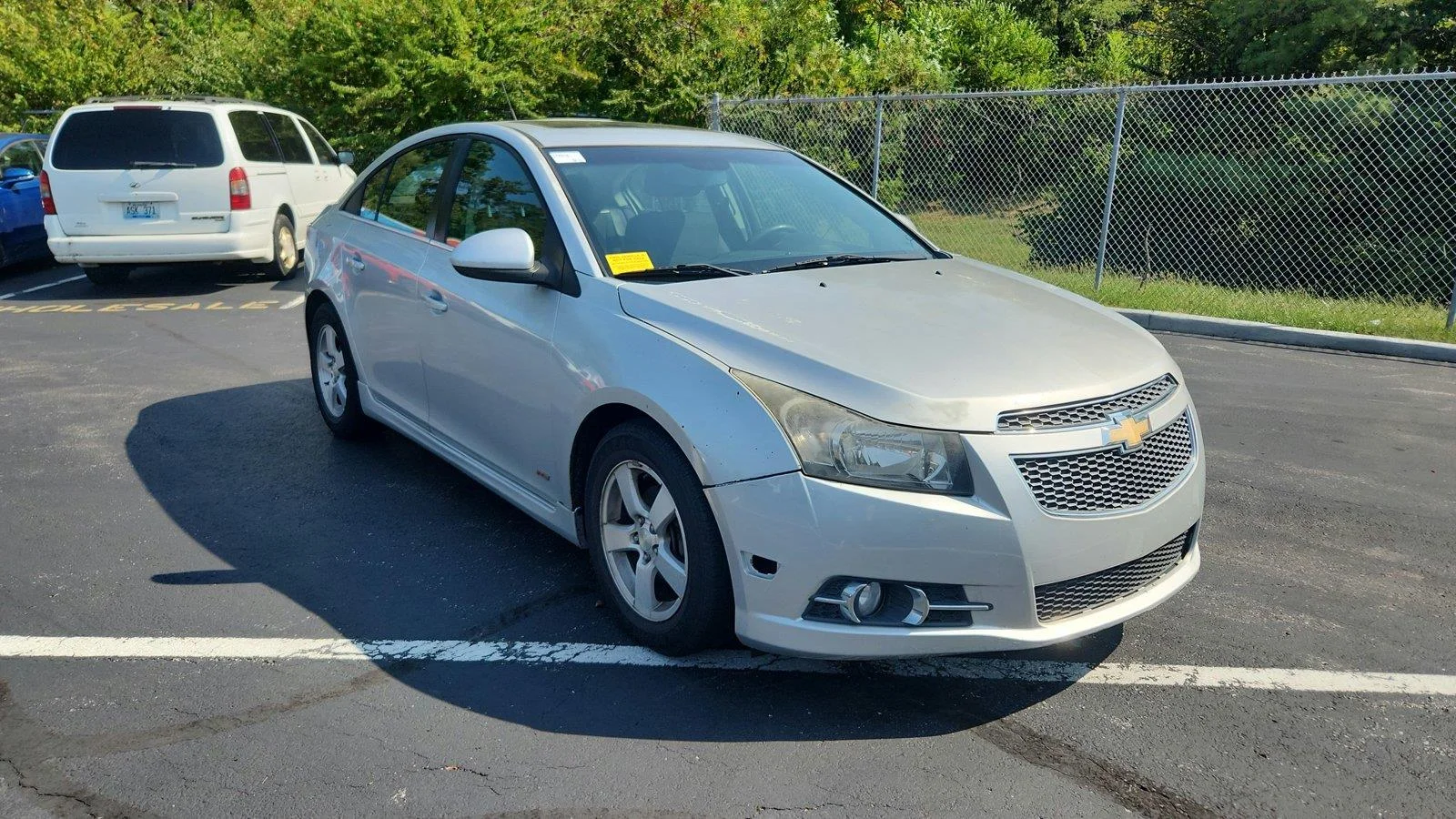 Used 2014 SILVER ICE METALLIC Chevrolet 1LT image 2