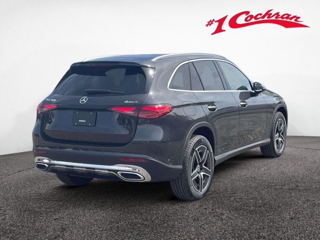New 2027 Graphite Grey Metallic Mercedes-Benz GLC 300 image 7