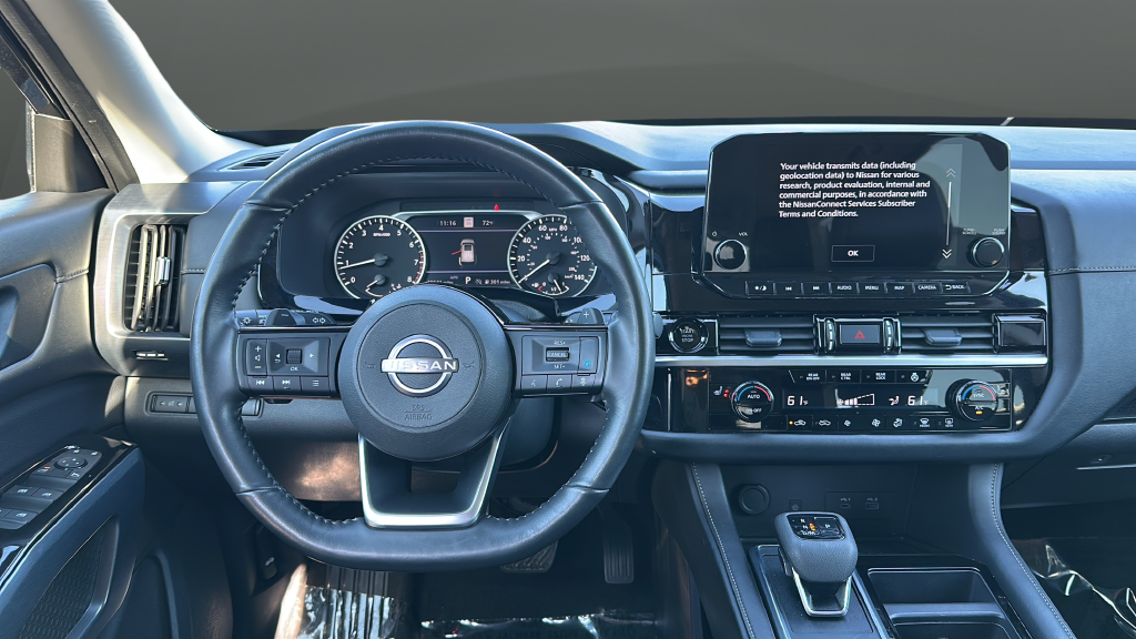 Used 2025 Super Black Nissan SL image 17