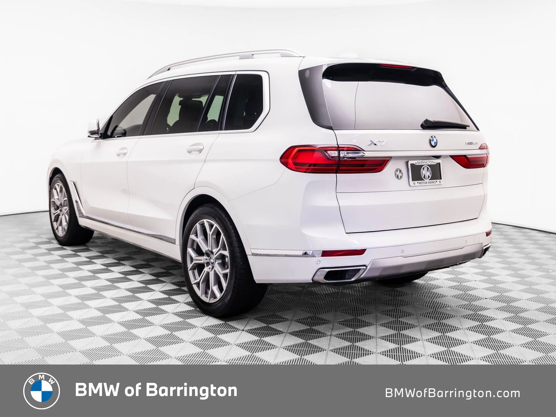 Used 2020 White BMW xDrive40i image 3