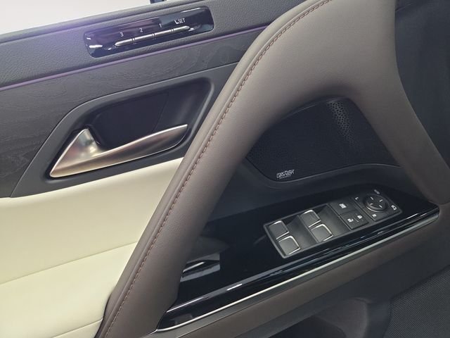 New 2026 Manganese Luster Lexus LX 700h LUXURY image 9