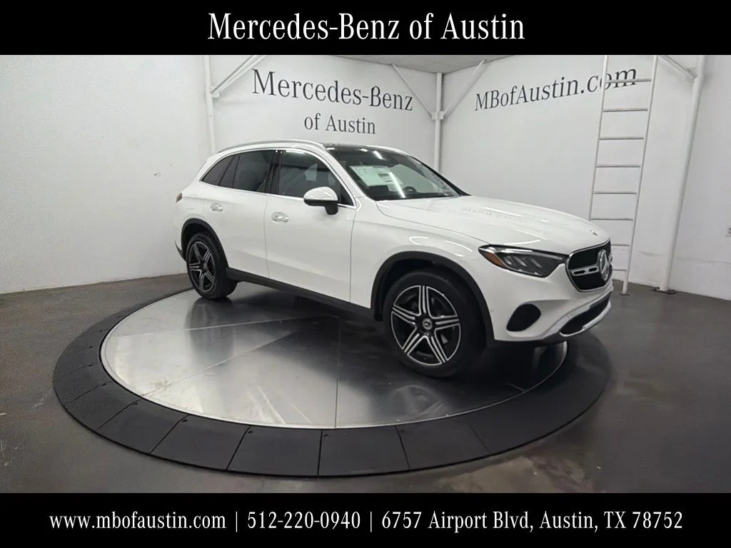 New 2027 White Mercedes-Benz GLC 300 image 1