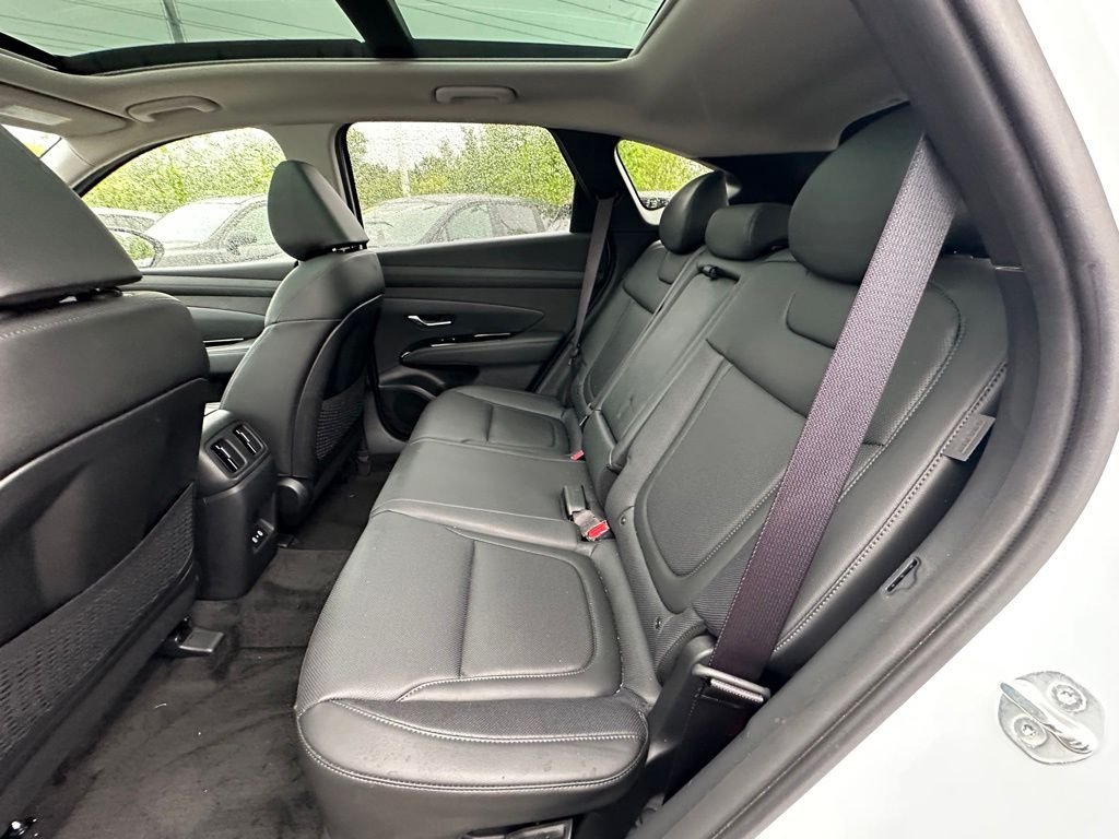2025 Hyundai Tucson Limited - Photo 13