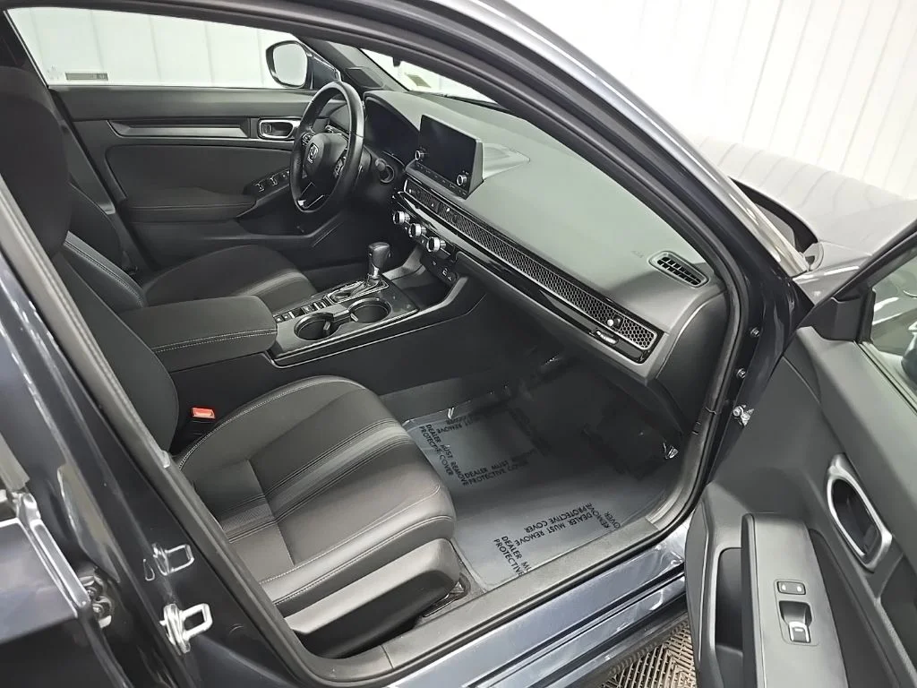 Used 2023 Meteorite Gray Metallic Honda Sport image 15