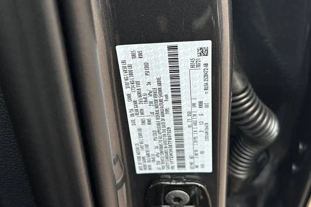 New 2026 Carbonized Gray Metallic Ford XLT image 46