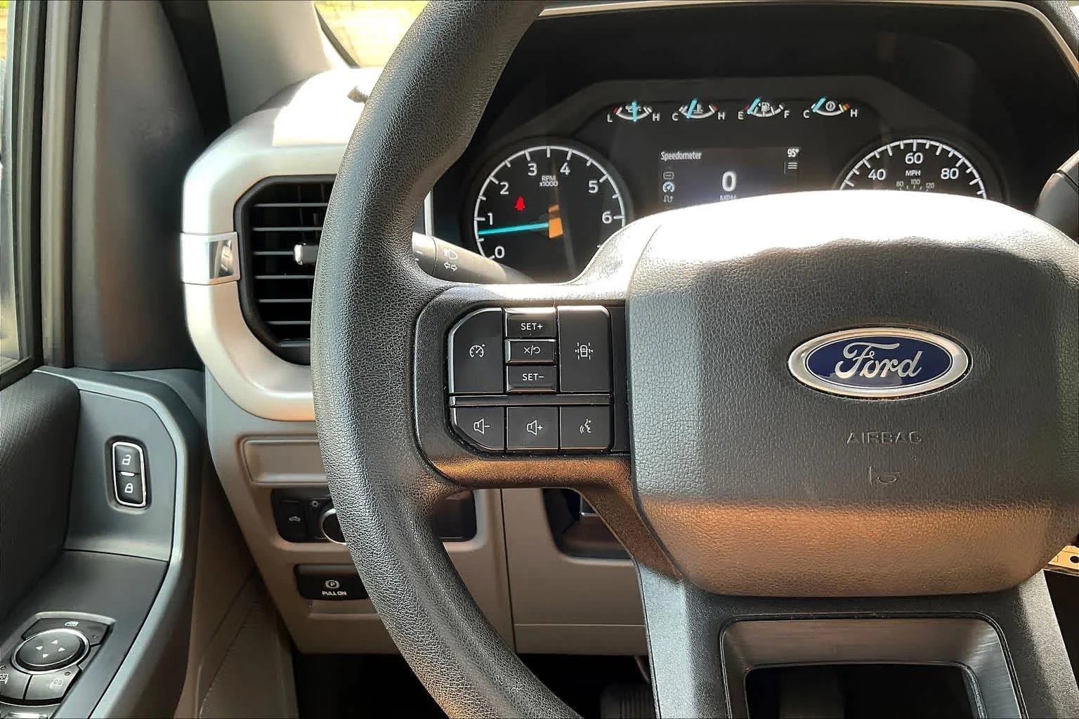 Used 2023 Carbonized Gray Metallic Ford XLT image 23