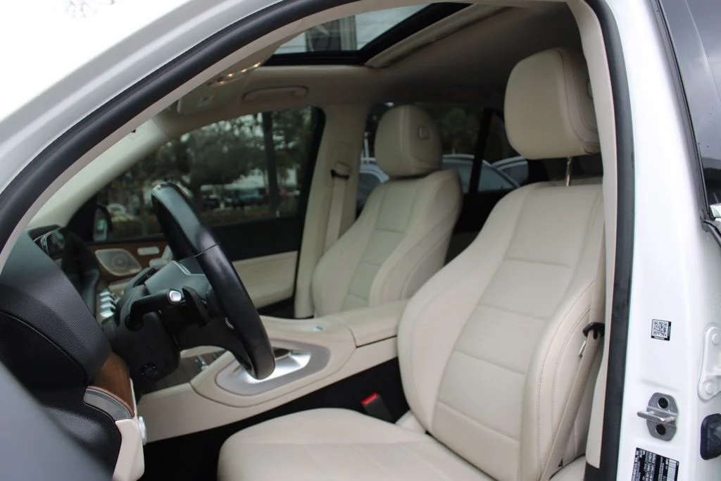 Certified Used 2021  Mercedes-Benz GLE 350 image 5