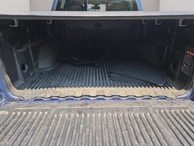 Used 2019 Pacific Blue Metallic Chevrolet Z71 image 32
