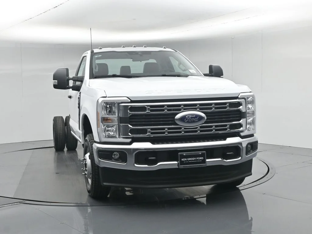 New 2026 White Ford XL image 48