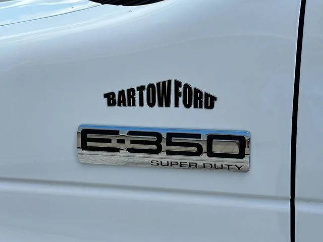 New 2026 Oxford White Ford Base image 15