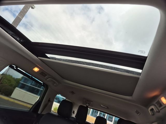 New 2026 Boulder Gray Pearl Nissan Platinum image 20