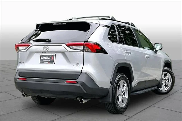 Certified Used 2025 SILVER SKY METALLIC Toyota  image 13
