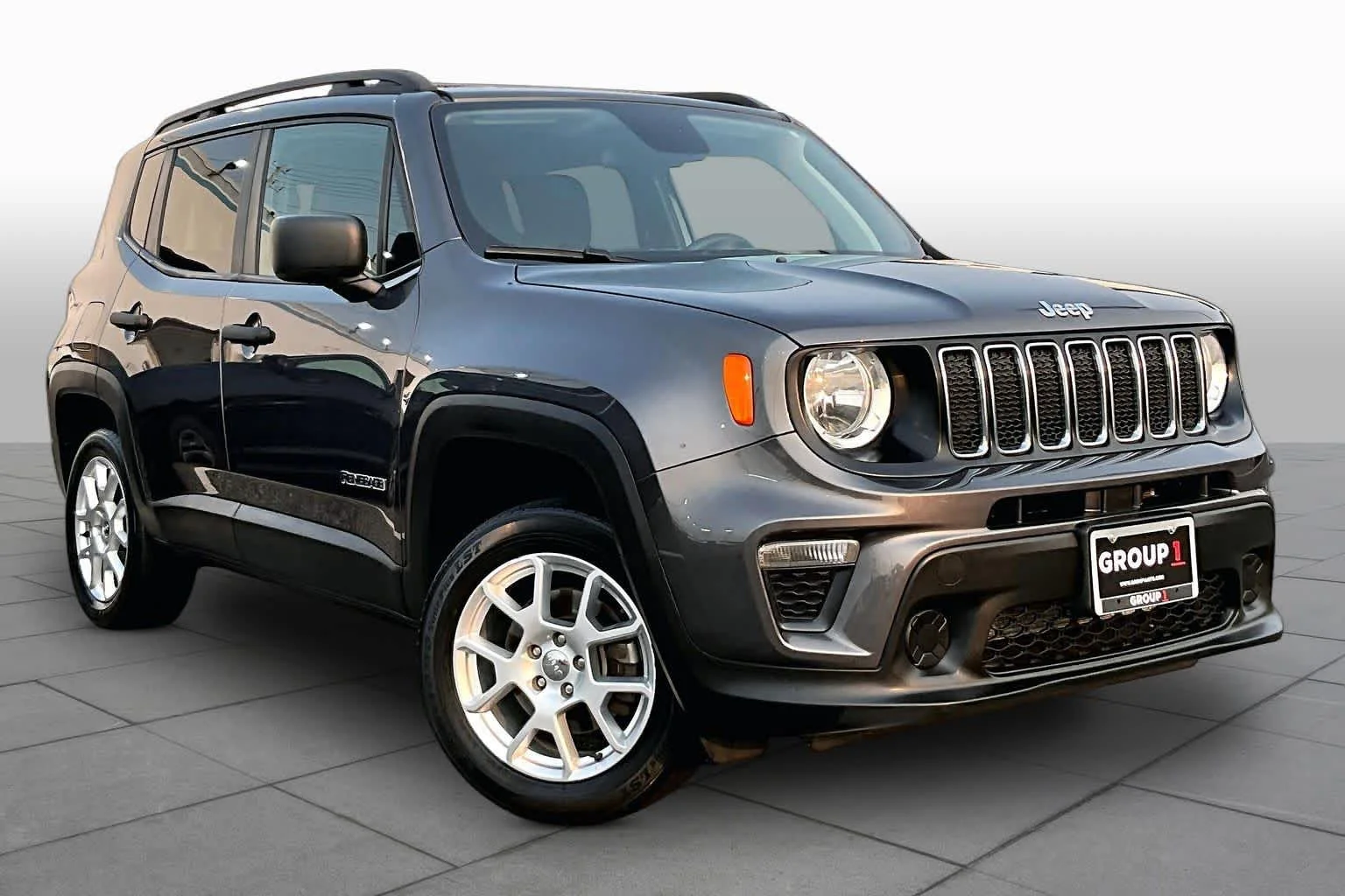 Used 2020 Granite Crystal Metallic Clearcoat Jeep Sport image 3
