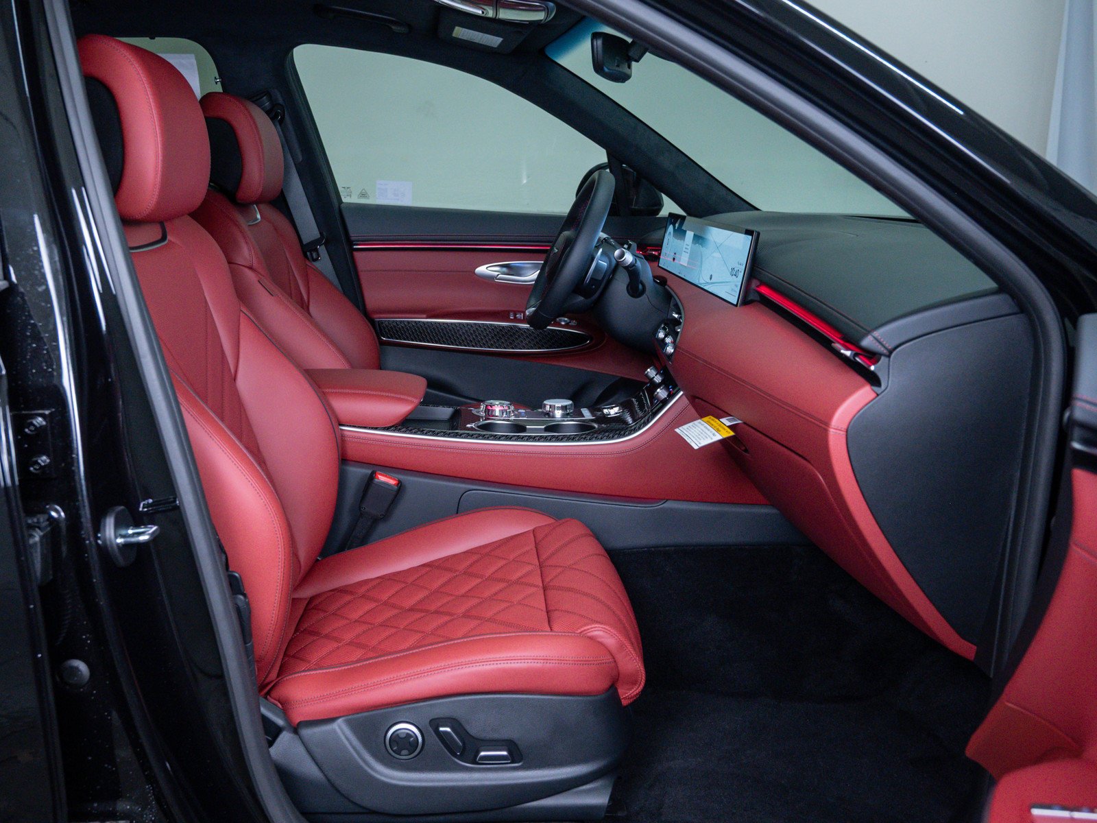 New 2026 Vik Black Genesis 2.5T Sport Prestige image 11