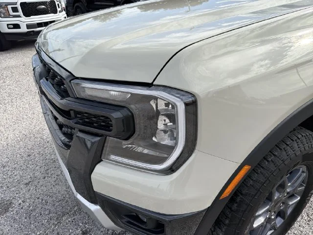 Used 2026 Beige Ford XLT image 8