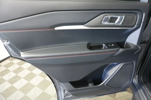 New 2027 Carbonized Gray Metallic Ford ST-Line image 29