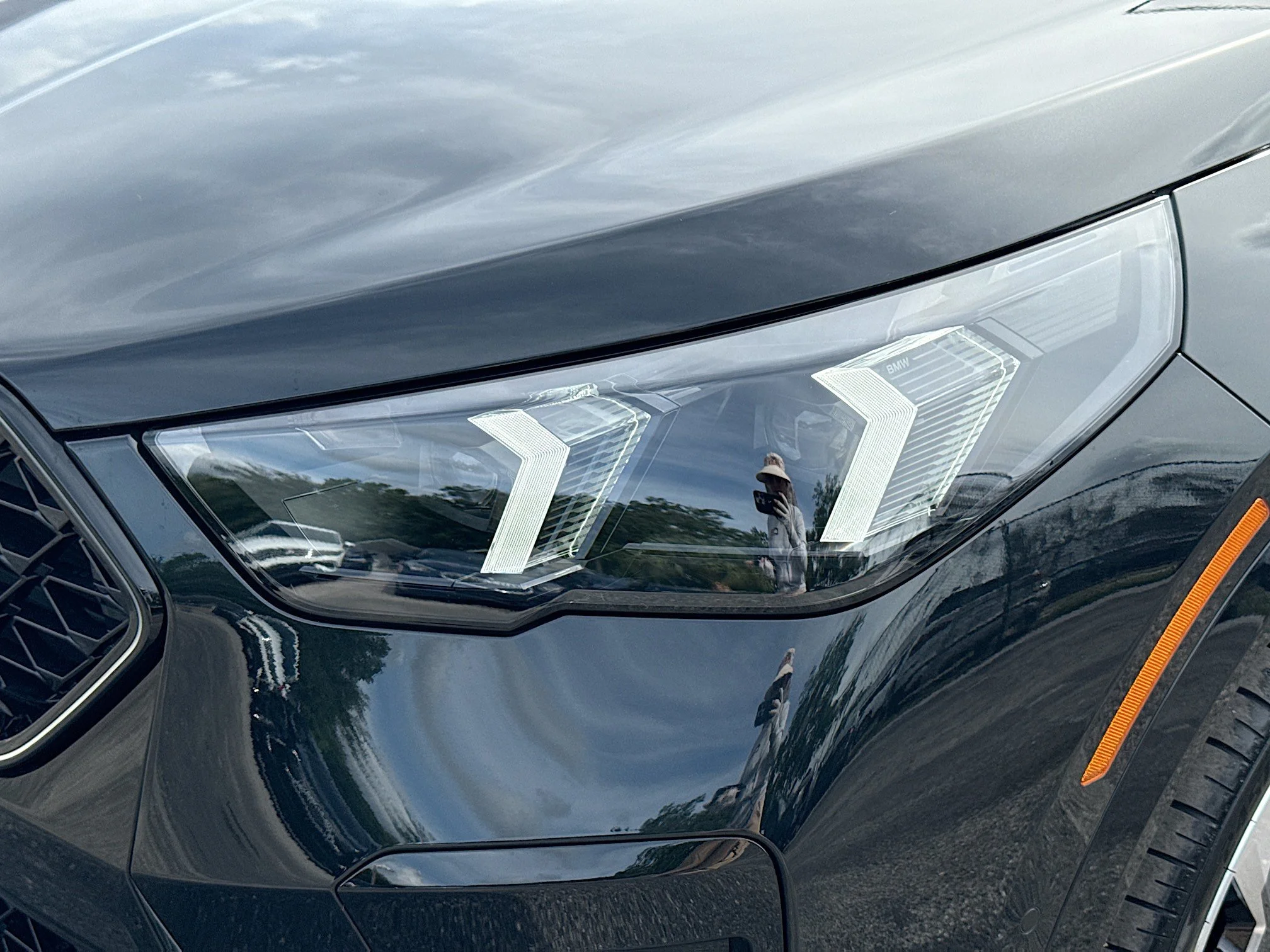 New 2026 Black Sapphire Metallic BMW xDrive28i image 9