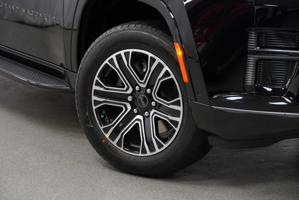 New 2026 High Gloss Black Exterior Paint Jeep  image 7