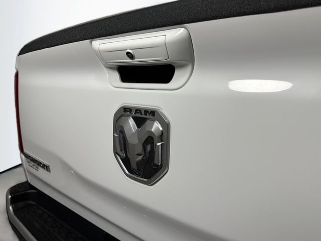Used 2021 White Ram Big Horn/Lone Star image 33