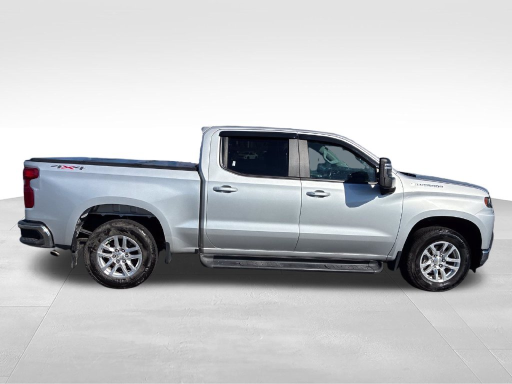 Used 2020 Silver Chevrolet LT image 6