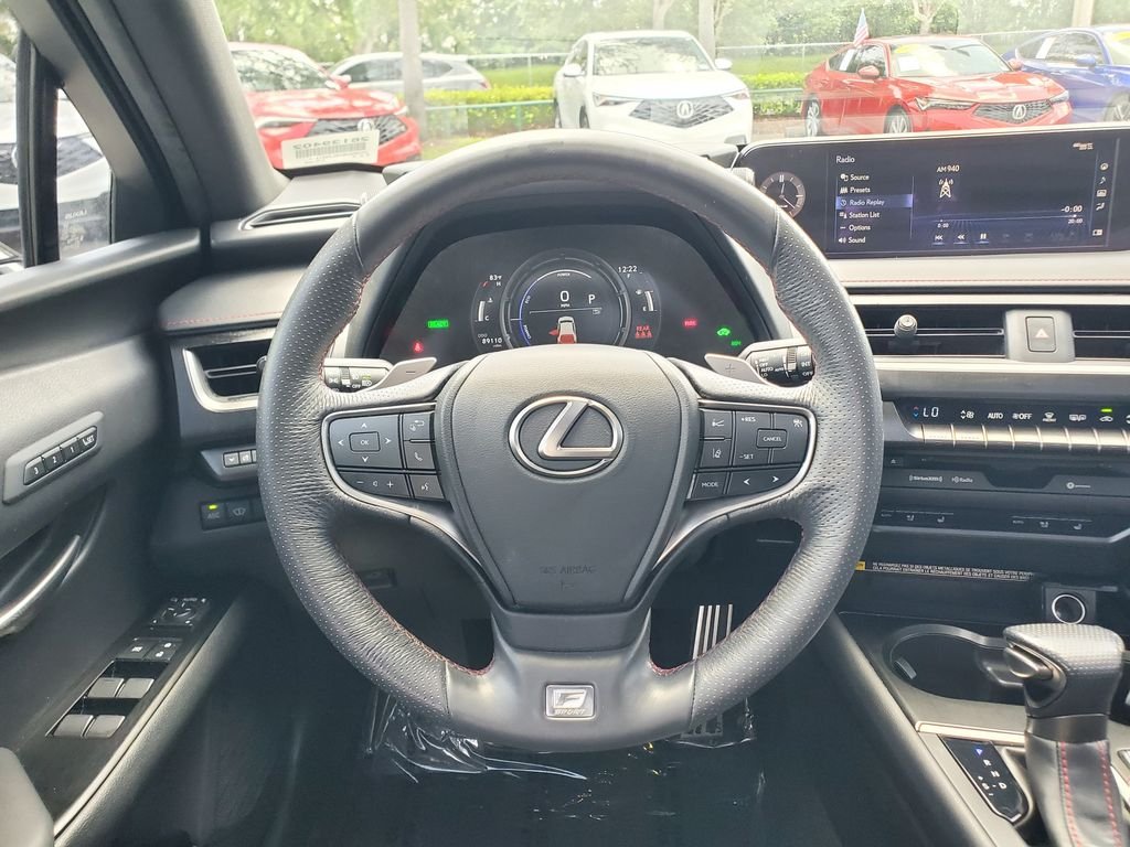 Used 2020 White Lexus 250h F SPORT image 24