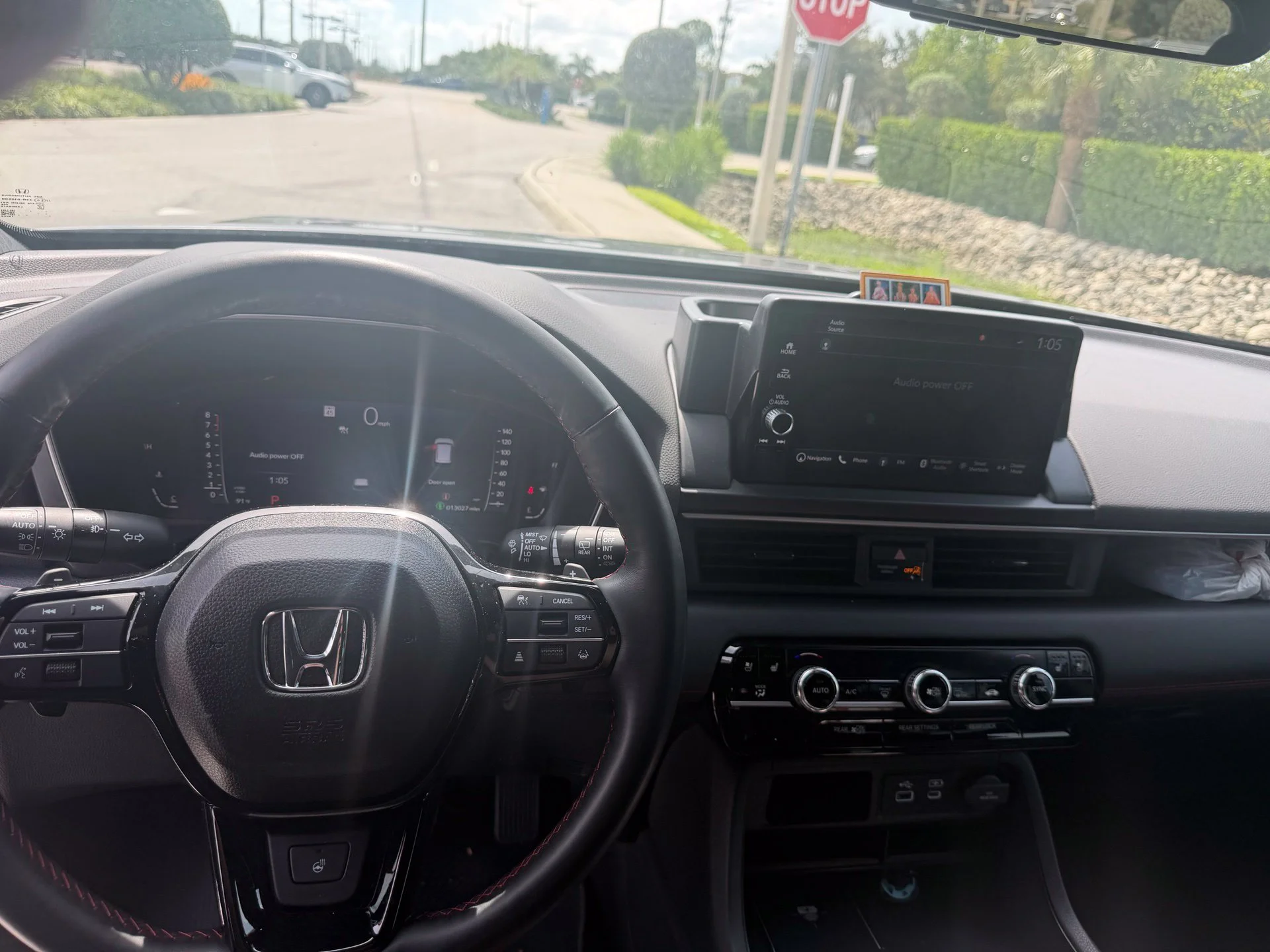 Certified Used 2025 Modern Steel Metallic Honda Black Edition image 25