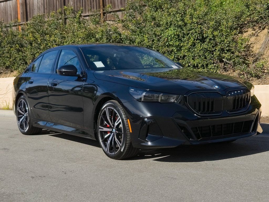 New 2026 Black Sapphire Metallic BMW 530i xDrive image 2