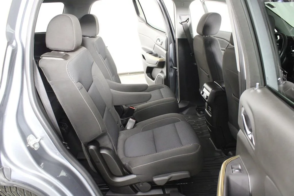 Used 2021 SATIN STEEL METALLIC GMC SLE image 14