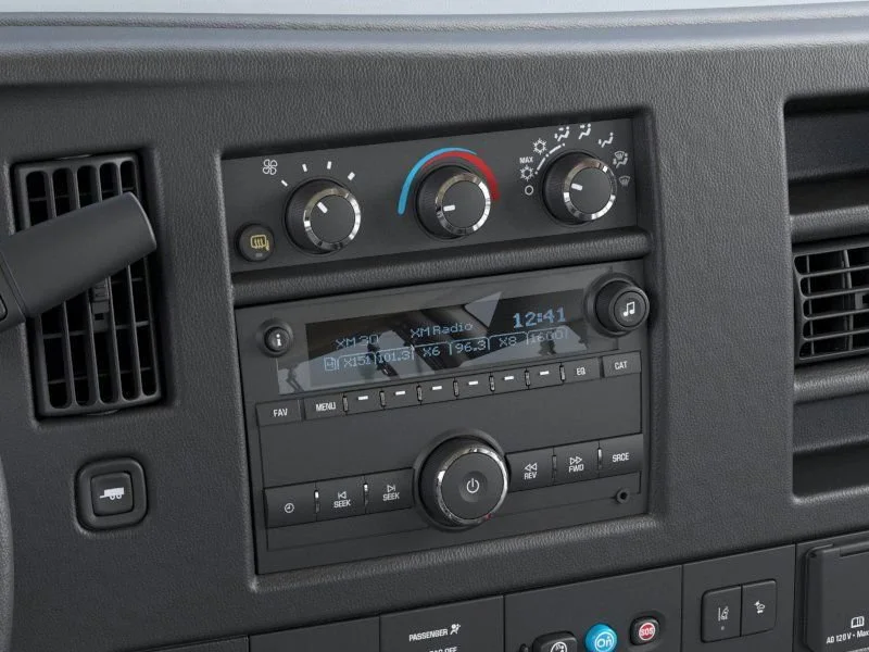 2025 Chevrolet Express Cargo Work Van - Photo 20