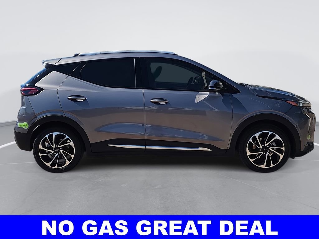 Used 2023 Chevrolet Bolt EUV Premier with VIN 1G1FZ6S01P4106176 for sale in Watsonville, CA