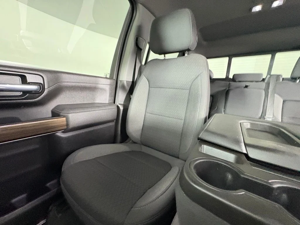 Used 2021 Northsky Blue Metallic Chevrolet LT image 18