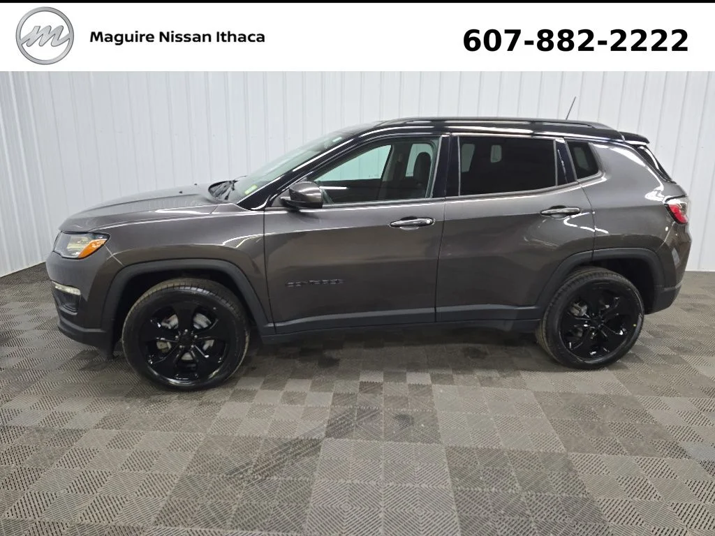 Used 2020 Gray Jeep Latitude image 6