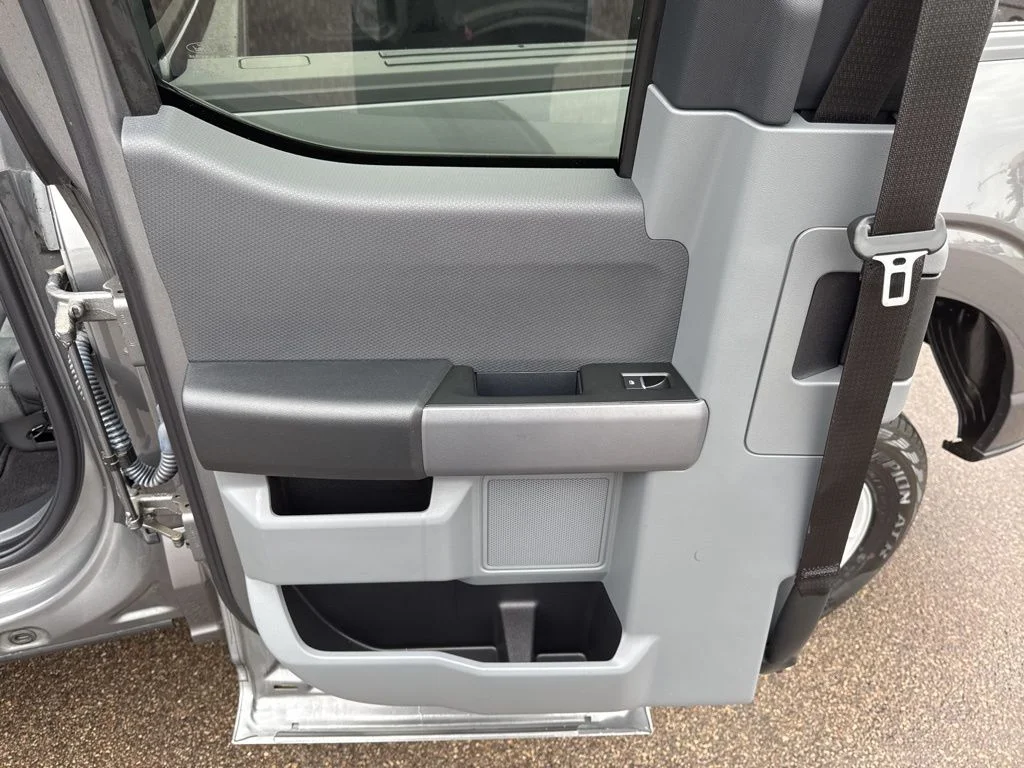 Used 2023 Carbonized Gray Metallic Ford XLT image 33
