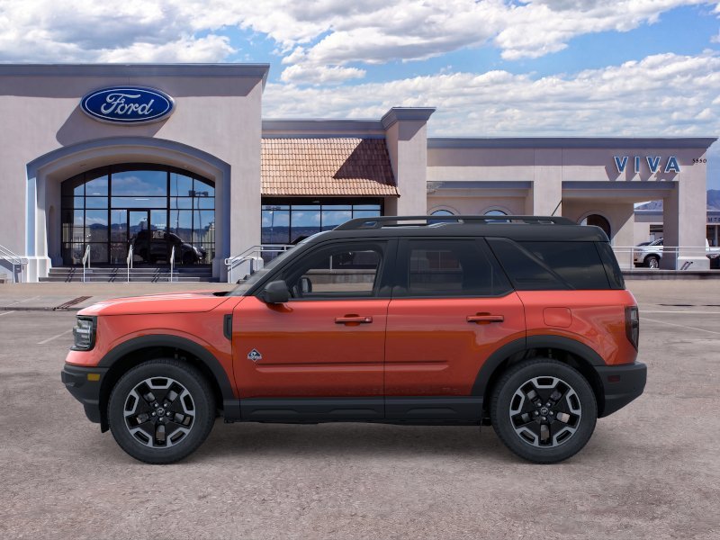 New 2024 Hot Pepper Red Tinted Clearcoat Ford Outer Banks® image 3