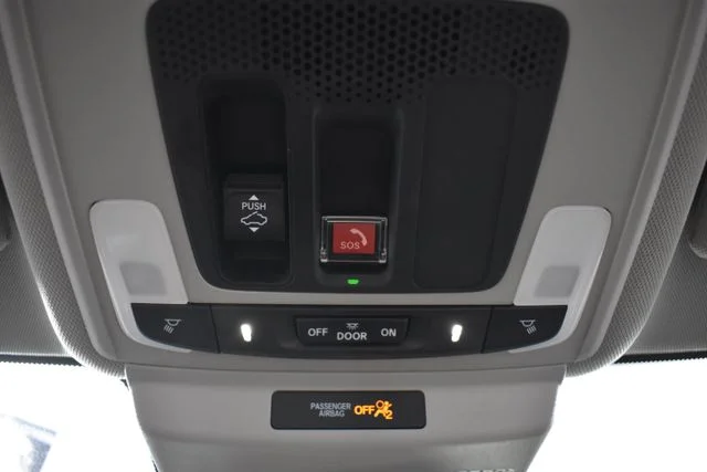 Used 2023  Honda EX image 32