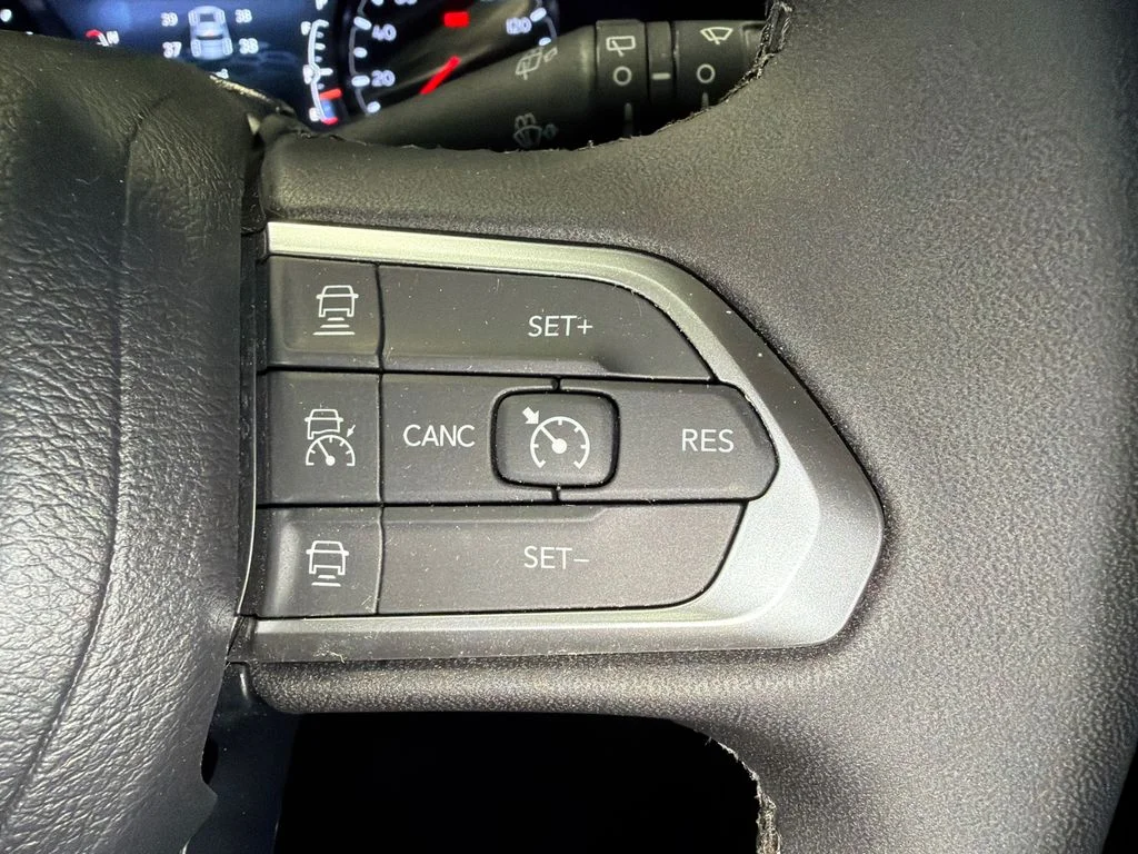 Used 2026 Bright White Clearcoat Jeep Limited Altitude image 25