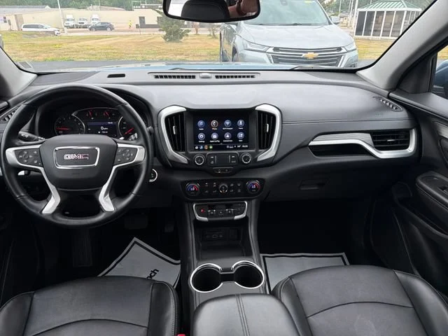 Used 2024 Downpour Metallic GMC SLT image 30