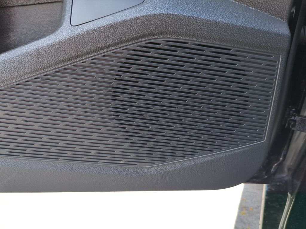 New 2026 Black Volkswagen 1.5T SE image 16