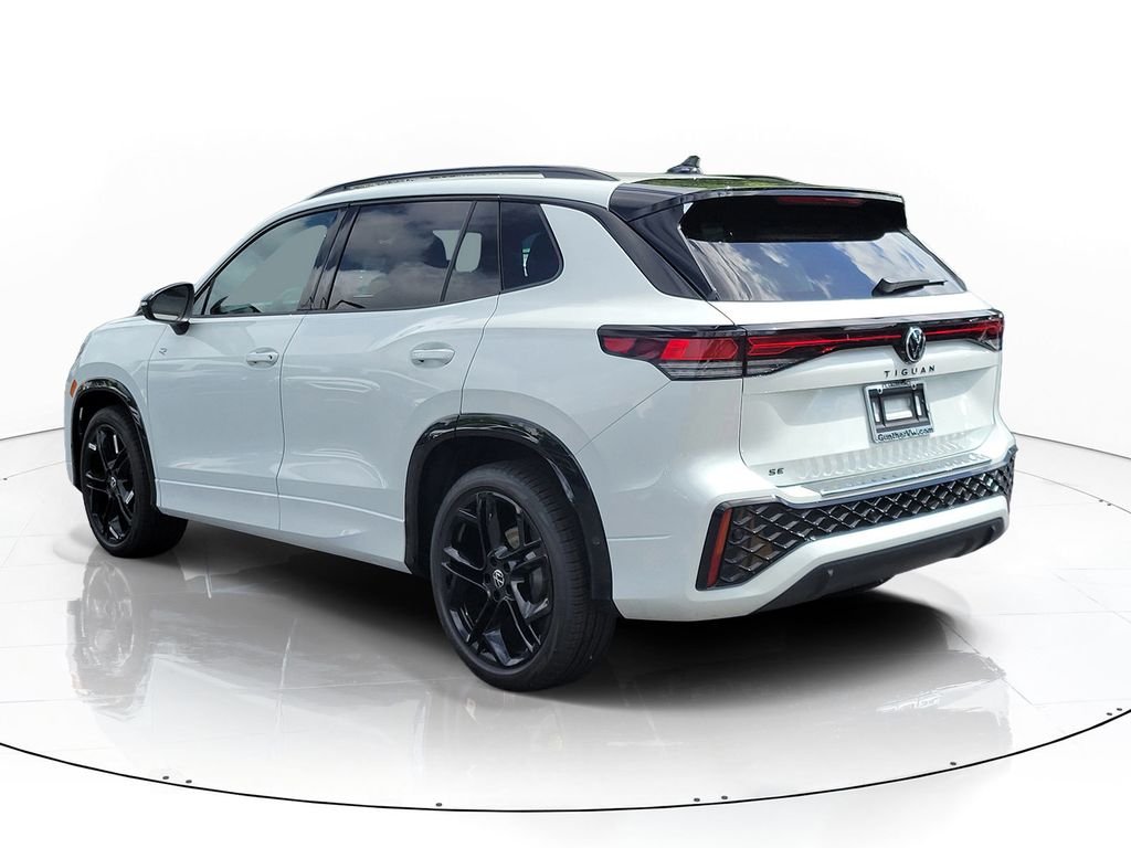 New 2026 White/off-white Volkswagen 2.0T SE R-Line Black image 3