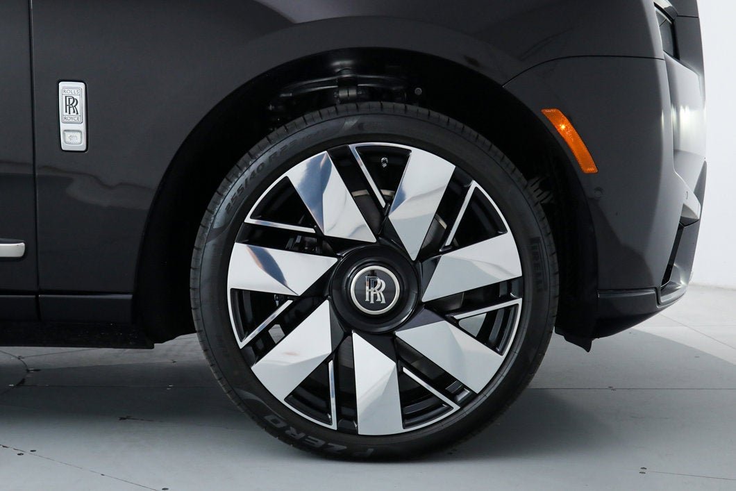 Used 2025 Brown Rolls-Royce  image 47